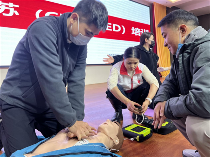 12-11(�����?��(y��ng)�����o(h��)��Ӗ(x��n)�x�ܽ��T�?���ΌW(xu��)Ժ��ȫ���ϡ��������мtʮ�֕��M(j��n)У�?- ����1363.png